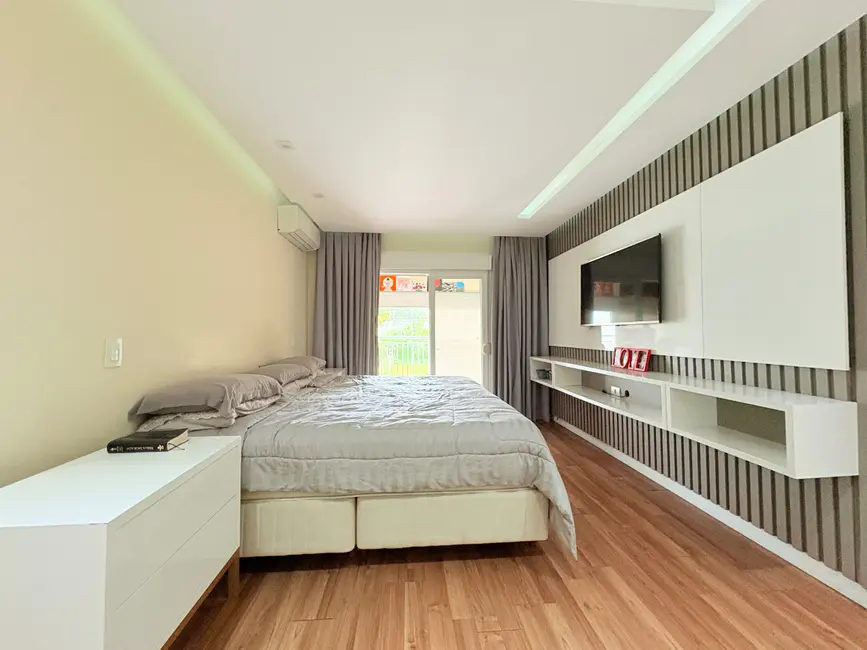 Foto 1 de Sobrado com 4 quartos à venda, 245m2 em Vila Pirituba, São Paulo - SP