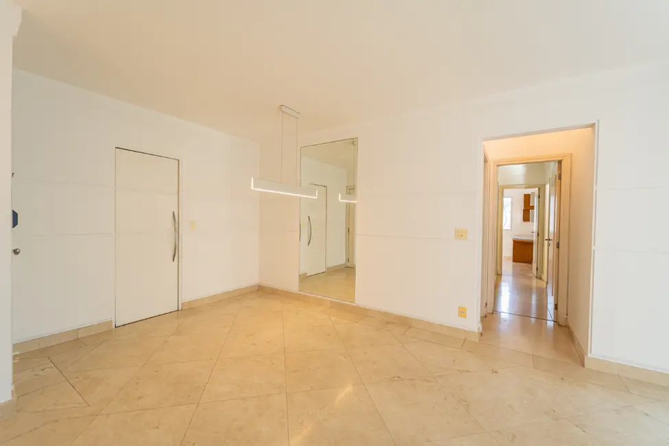 Foto 7 de Apartamento com 4 quartos à venda, 104m2 em Moema, São Paulo - SP