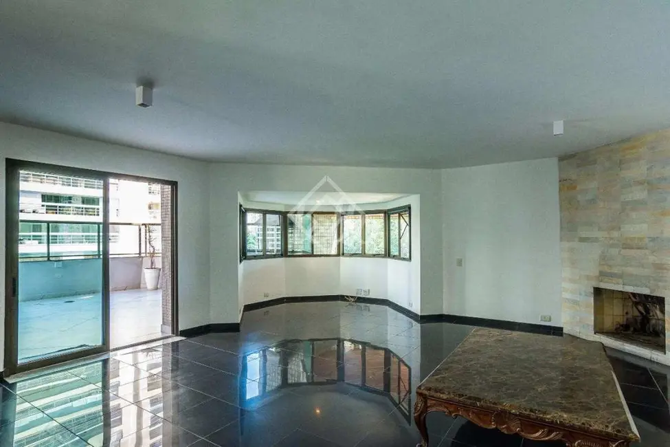 Apartamento com 3 quartos para alugar, 286m2 em Jardim Fonte do Morumbi, São Paulo - SP - imagem 2 Foto 2 de Apartamento com 3 quartos para alugar, 286m2 em Jardim Fonte do Morumbi, São Paulo - SP