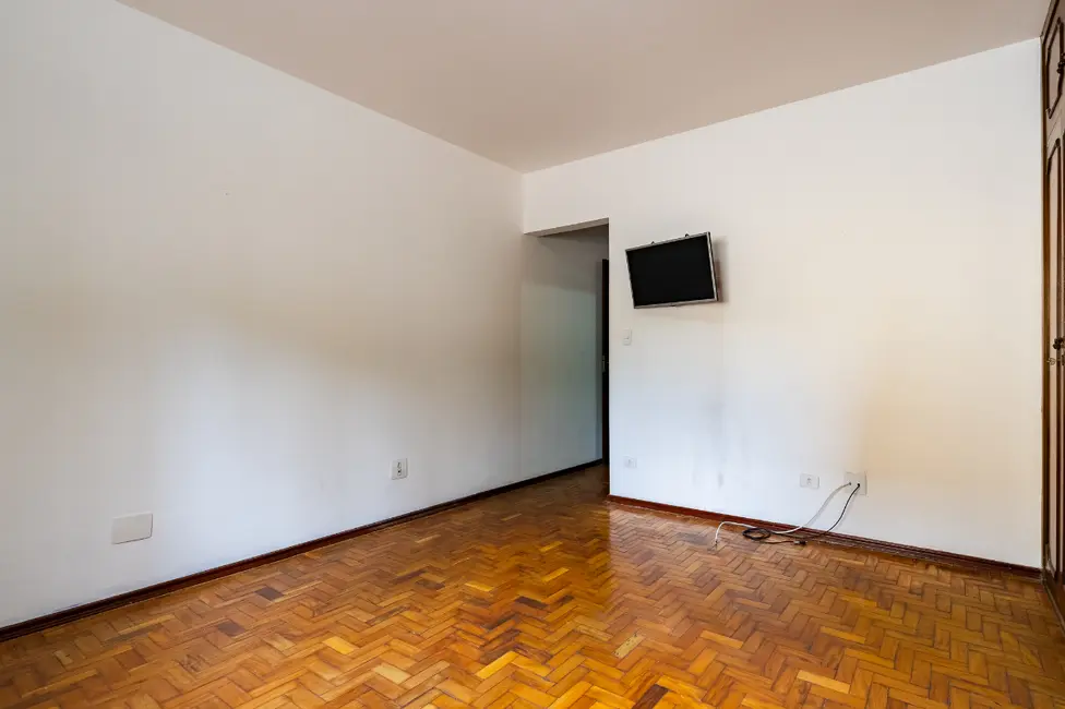 Foto 8 de Sobrado com 3 quartos à venda, 240m2 em Vila Firmiano Pinto, São Paulo - SP
