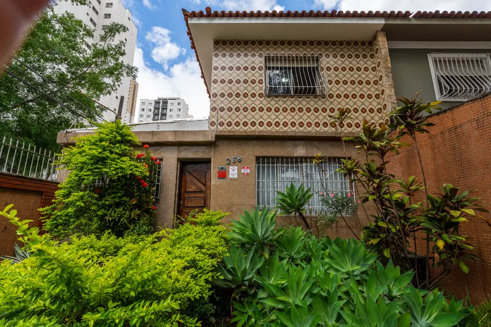 Foto 3 de Sobrado com 3 quartos à venda, 240m2 em Vila Firmiano Pinto, São Paulo - SP