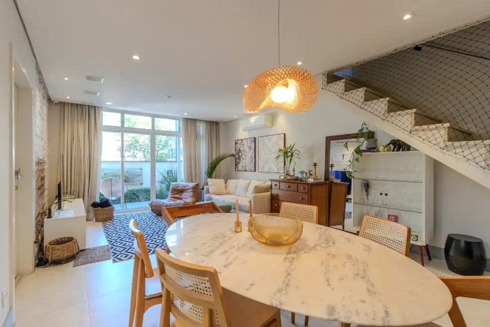 Casa com 3 quartos à venda, 116m2 em Jardim Novo Mundo, São Paulo - SP - imagem 1 Foto 1 de Casa com 3 quartos à venda, 116m2 em Jardim Novo Mundo, São Paulo - SP