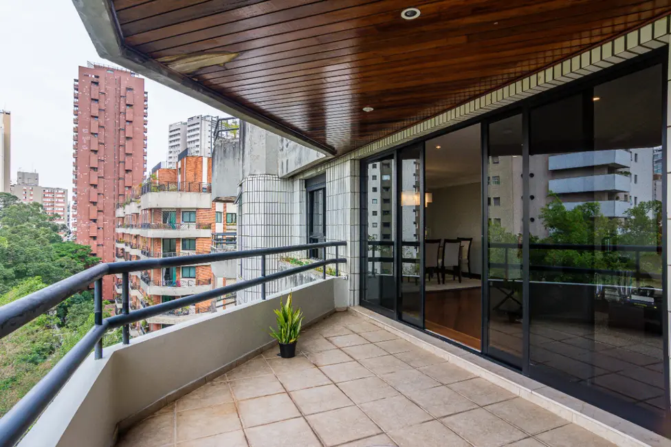 Cobertura com 4 quartos à venda, 429m2 em Vila Suzana, São Paulo - SP - imagem 7 Foto 7 de Cobertura com 4 quartos à venda, 429m2 em Vila Suzana, São Paulo - SP