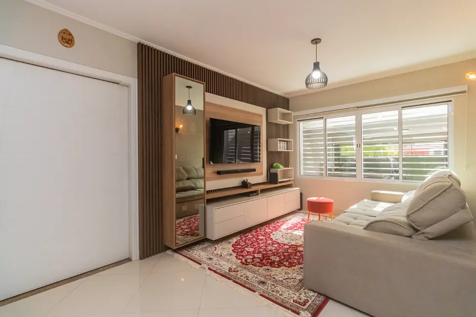 Foto 2 de Casa com 3 quartos à venda, 223m2 em Vila Dom Pedro I, São Paulo - SP