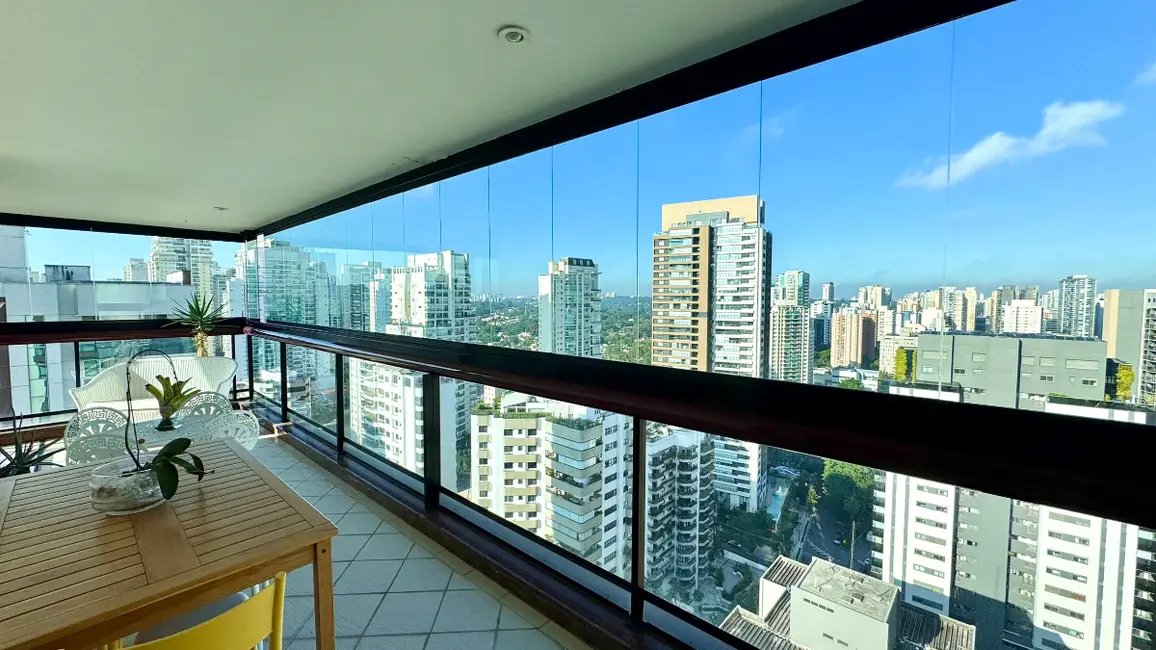 Apartamento com 4 quartos à venda, 242m2 em Campo Belo, São Paulo - SP - imagem 4 Foto 4 de Apartamento com 4 quartos à venda, 242m2 em Campo Belo, São Paulo - SP