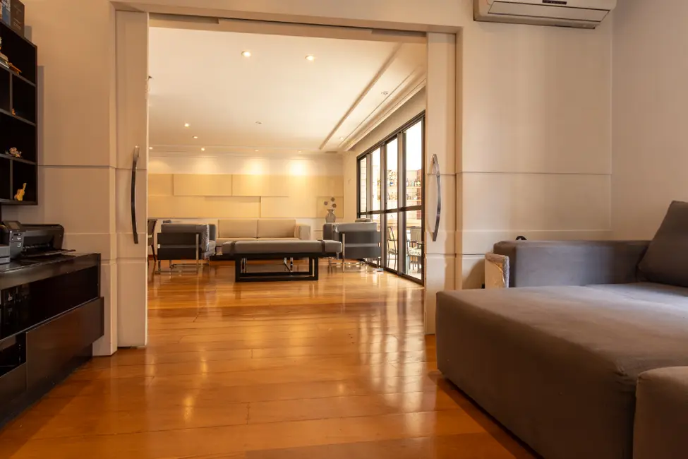 Foto 4 de Apartamento com 3 quartos à venda em Cambuci, São Paulo - SP