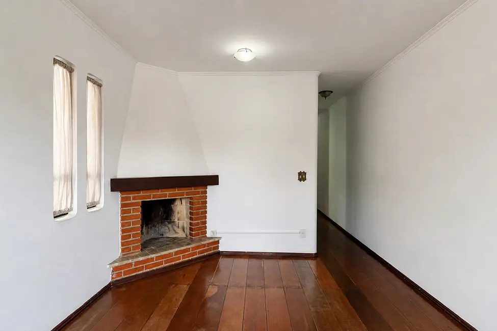 Casa com 3 quartos à venda, 137m2 em Vila Madalena, São Paulo - SP - imagem 2 Foto 2 de Casa com 3 quartos à venda, 137m2 em Vila Madalena, São Paulo - SP