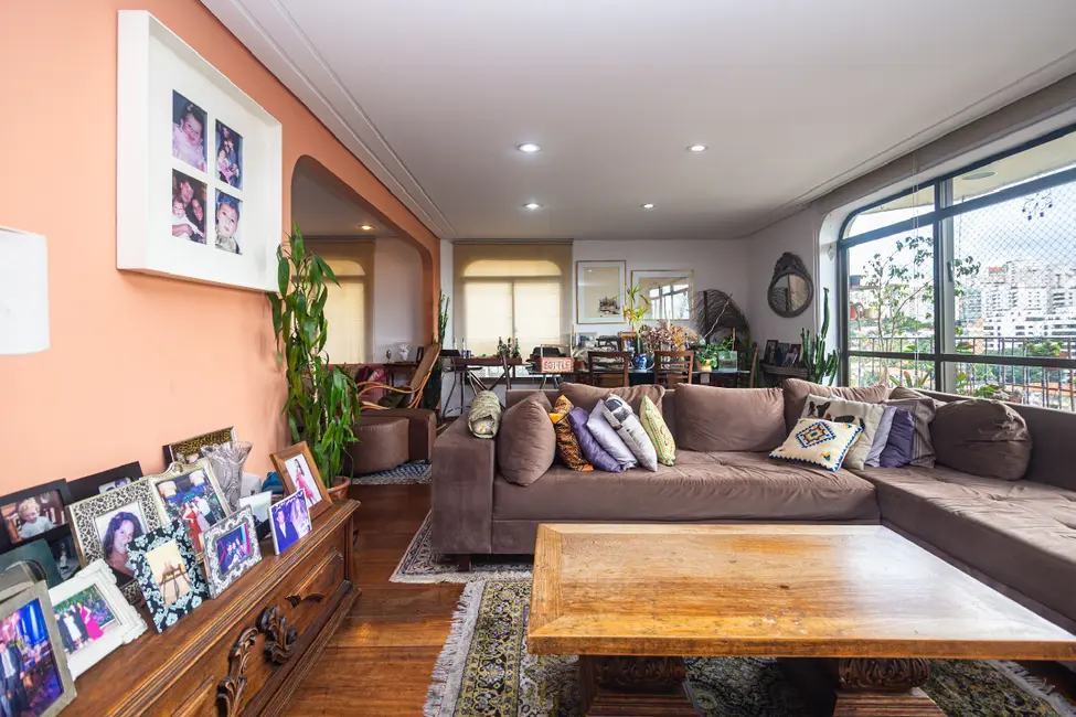 Apartamento com 3 quartos à venda, 182m2 em Higienópolis, São Paulo - SP - imagem 5 Foto 5 de Apartamento com 3 quartos à venda, 182m2 em Higienópolis, São Paulo - SP