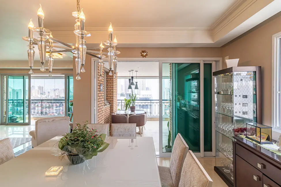 Foto 6 de Apartamento com 4 quartos à venda, 210m2 em Aclimação, São Paulo - SP