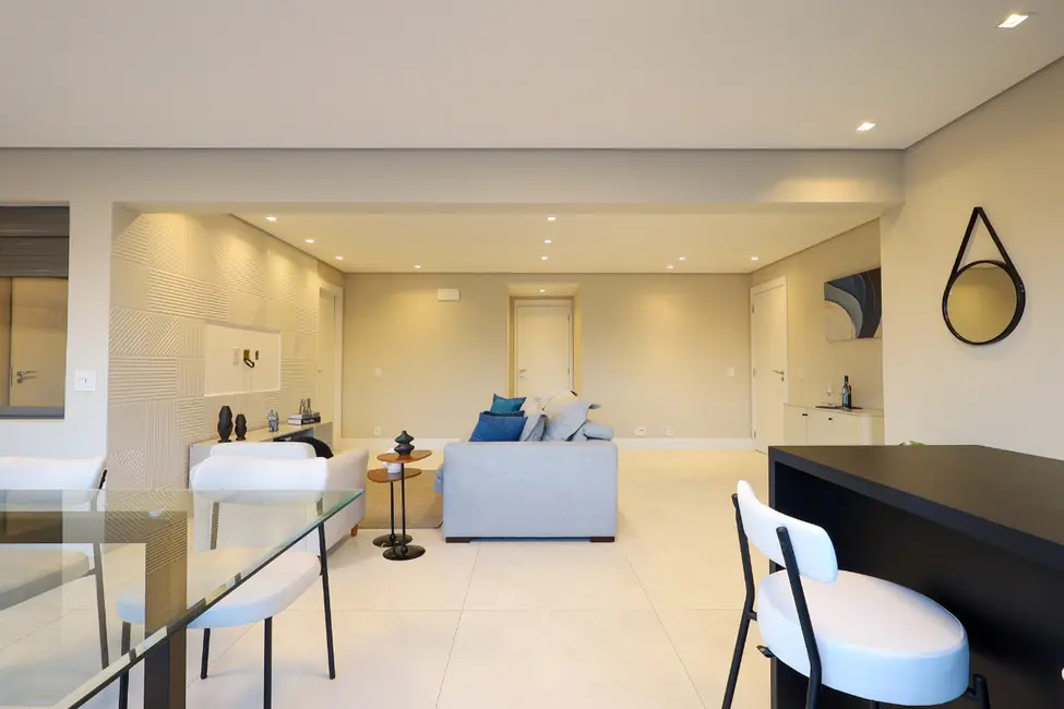 Foto 4 de Apartamento com 3 quartos à venda, 137m2 em São Paulo - SP