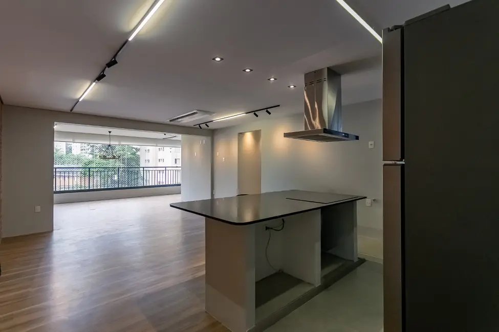 Foto 2 de Apartamento com 3 quartos à venda, 123m2 em Vila Sofia, São Paulo - SP