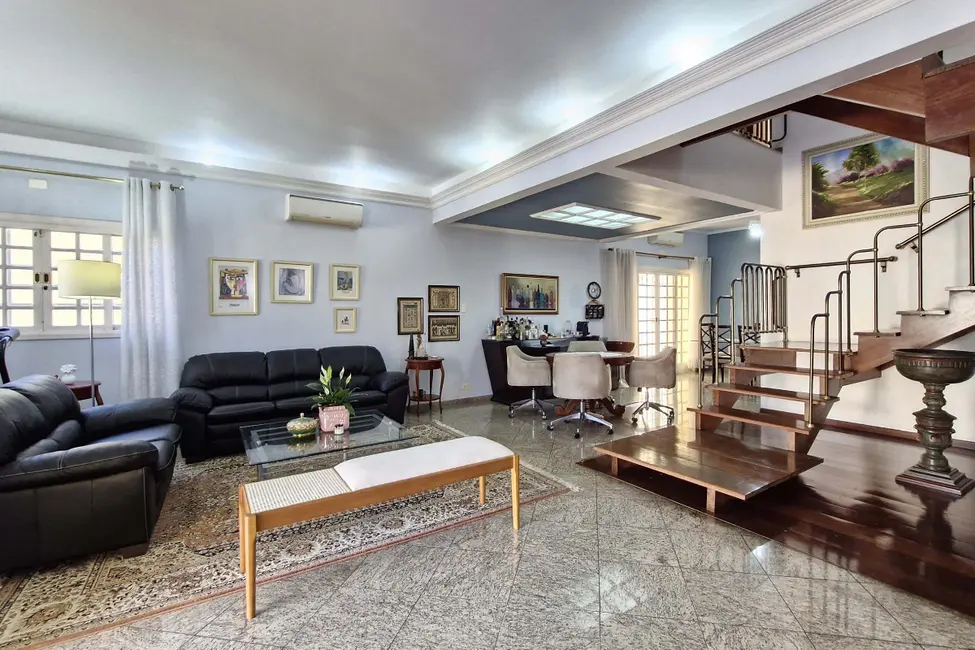 Sobrado com 4 quartos à venda, 415m2 em Tucuruvi, São Paulo - SP - imagem 8 Foto 8 de Sobrado com 4 quartos à venda, 415m2 em Tucuruvi, São Paulo - SP