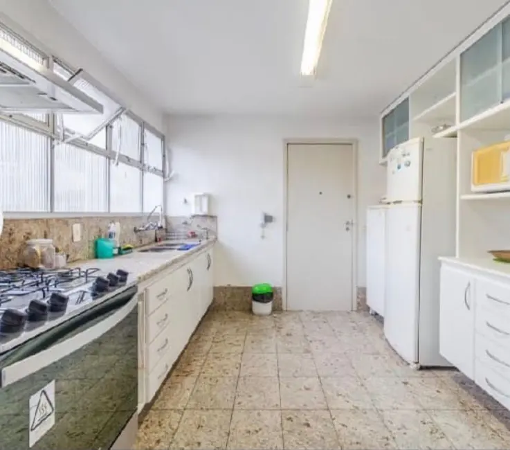 Foto 5 de Apartamento com 3 quartos à venda, 176m2 em Cerqueira César, São Paulo - SP