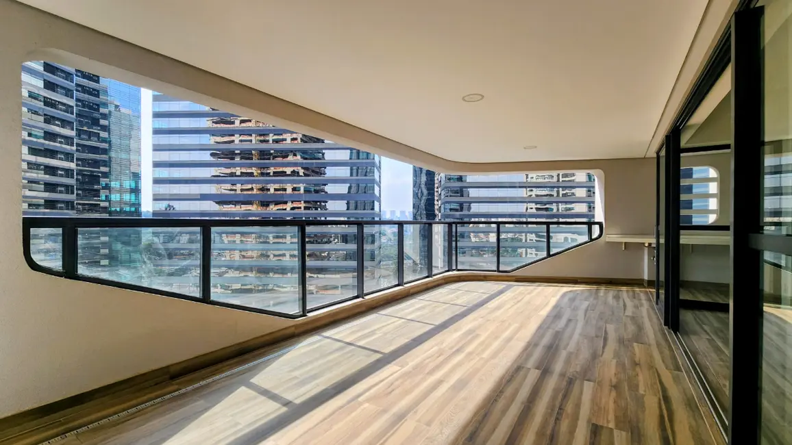 Apartamento com 3 quartos à venda, 162m2 em Chácara Santo Antônio (Zona Sul), São Paulo - SP - imagem 1 Foto 1 de Apartamento com 3 quartos à venda, 162m2 em Chácara Santo Antônio (Zona Sul), São Paulo - SP