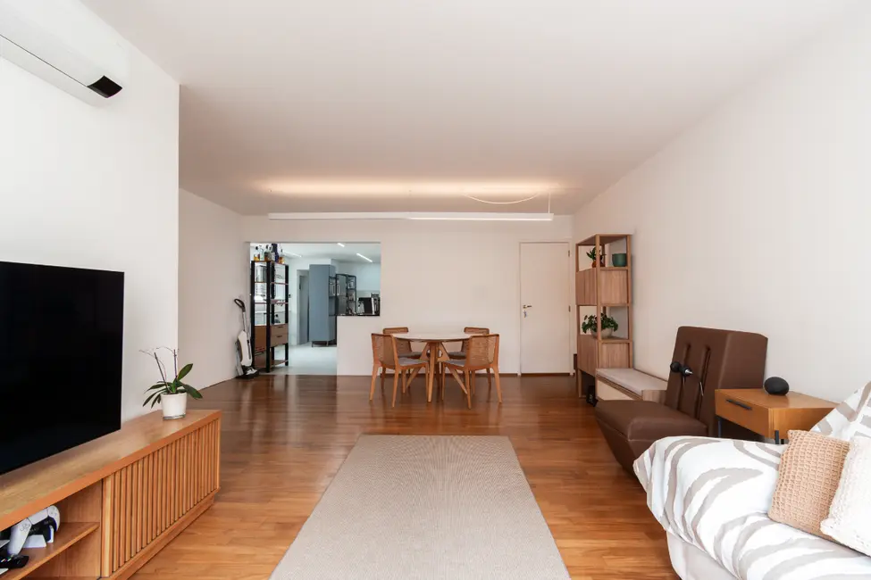 Foto 2 de Apartamento com 3 quartos à venda, 110m2 em Campo Belo, São Paulo - SP