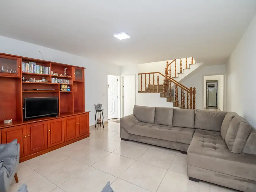 Sobrado com 3 quartos à venda, 230m2 em Chácara Santo Antônio (Zona Sul), São Paulo - SP - imagem 8 Foto 8 de Sobrado com 3 quartos à venda, 230m2 em Chácara Santo Antônio (Zona Sul), São Paulo - SP