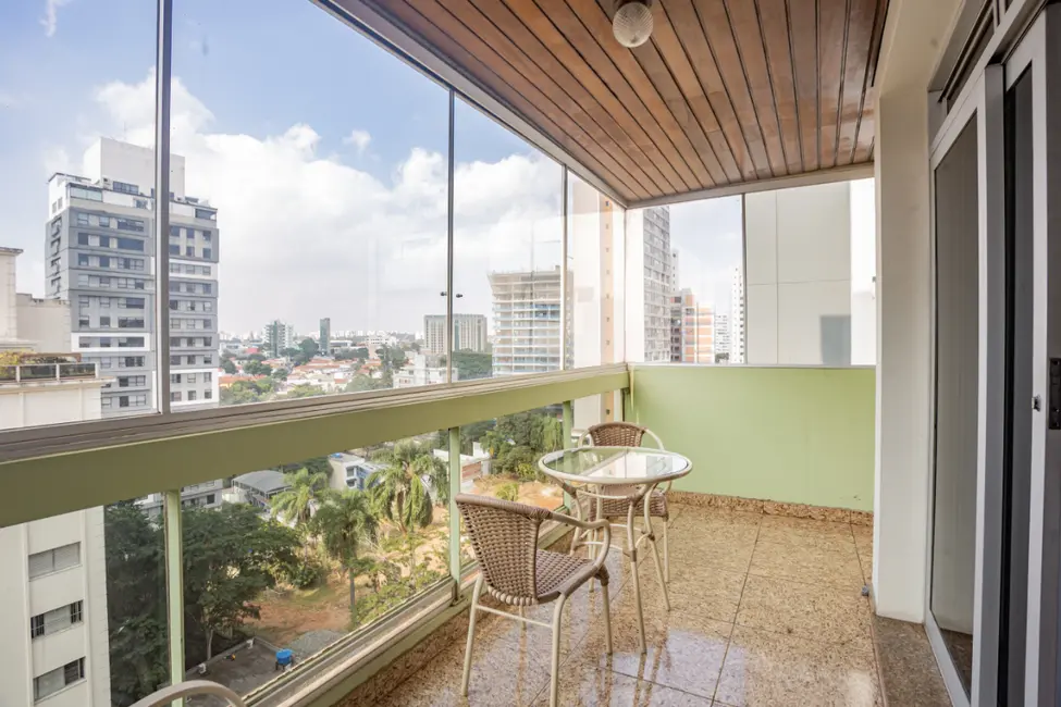 Apartamento com 4 quartos à venda, 220m2 em Campo Belo, São Paulo - SP - imagem 1 Foto 1 de Apartamento com 4 quartos à venda, 220m2 em Campo Belo, São Paulo - SP