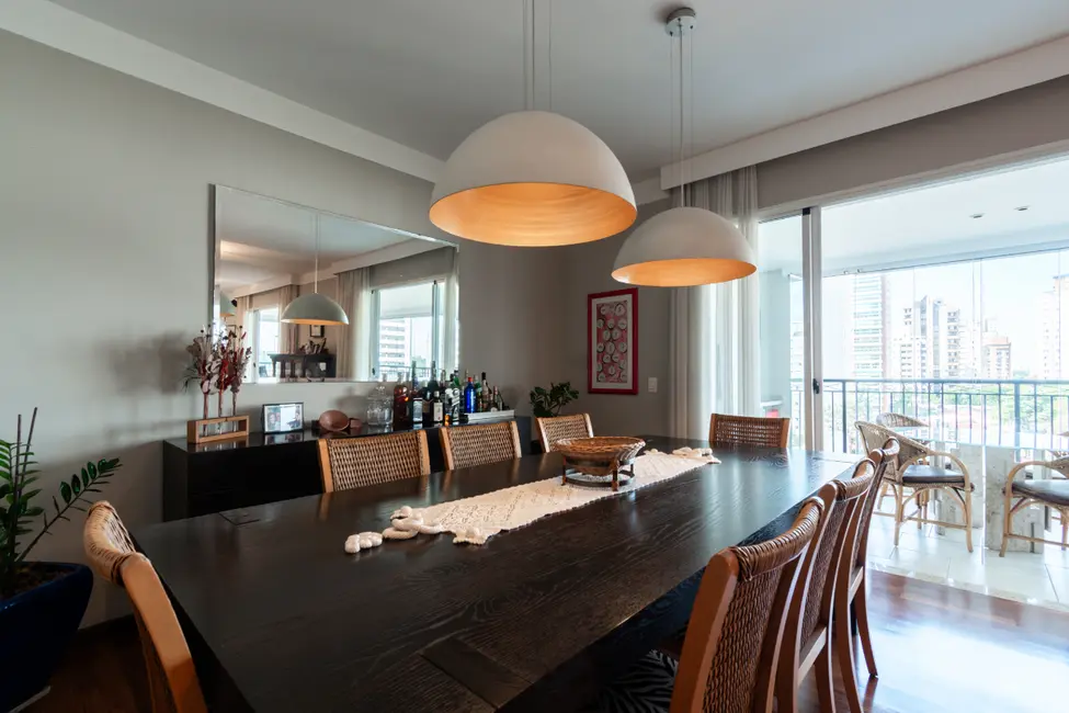 Foto 6 de Apartamento com 4 quartos à venda, 216m2 em Campo Belo, São Paulo - SP