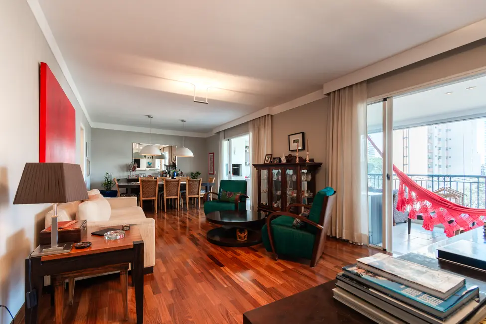 Foto 2 de Apartamento com 4 quartos à venda, 216m2 em Campo Belo, São Paulo - SP
