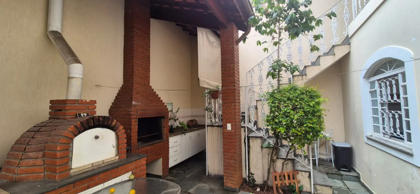 Foto 9 de Casa com 4 quartos à venda, 233m2 em Jardim Virginia Bianca, São Paulo - SP