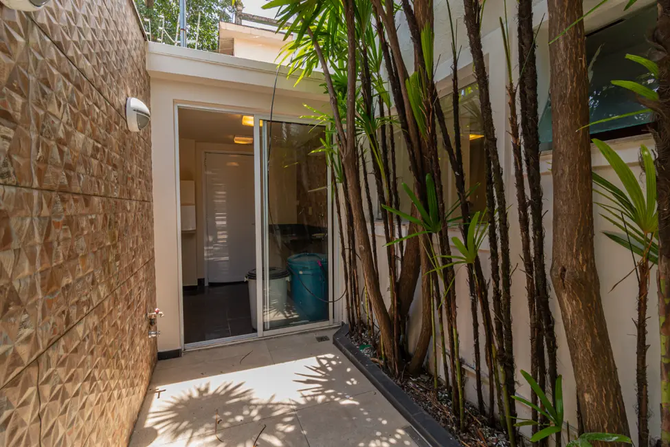 Casa com 4 quartos à venda, 405m2 em Mirandópolis, São Paulo - SP - imagem 7 Foto 7 de Casa com 4 quartos à venda, 405m2 em Mirandópolis, São Paulo - SP