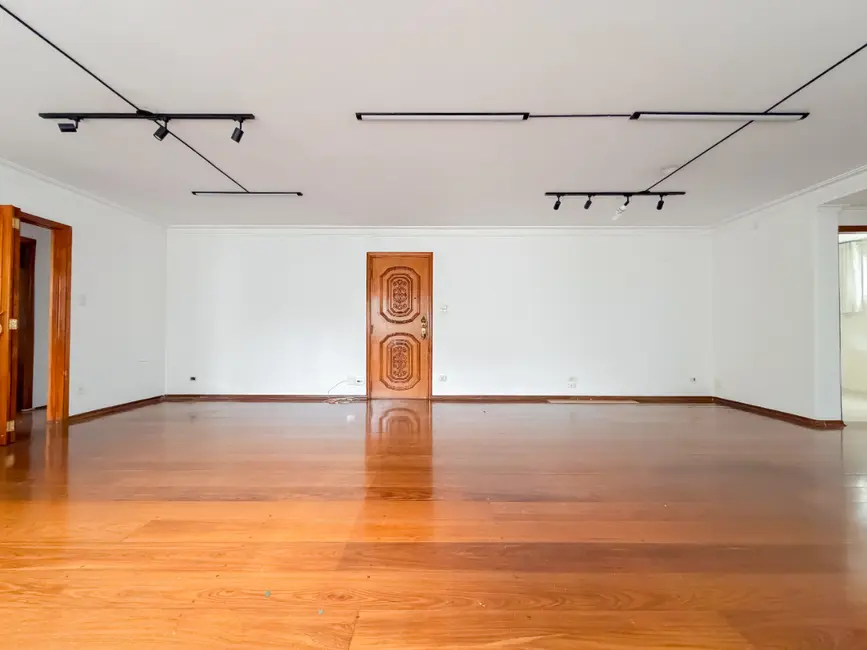 Foto 5 de Apartamento com 3 quartos à venda, 209m2 em Higienópolis, São Paulo - SP
