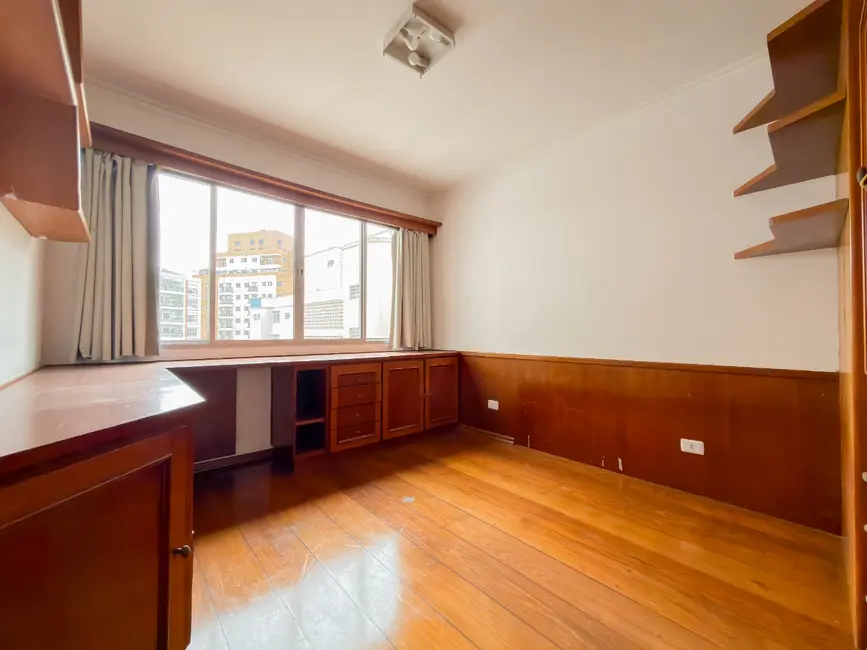 Foto 6 de Apartamento com 3 quartos à venda, 209m2 em Higienópolis, São Paulo - SP