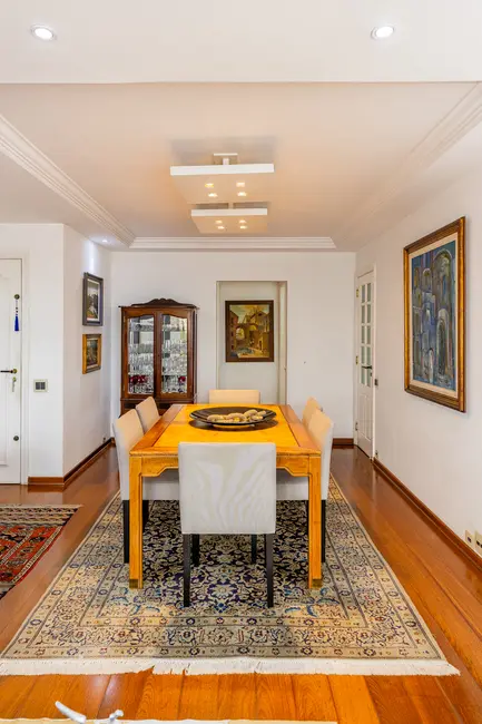 Foto 8 de Apartamento com 3 quartos à venda, 222m2 em Vila Nova Conceição, São Paulo - SP