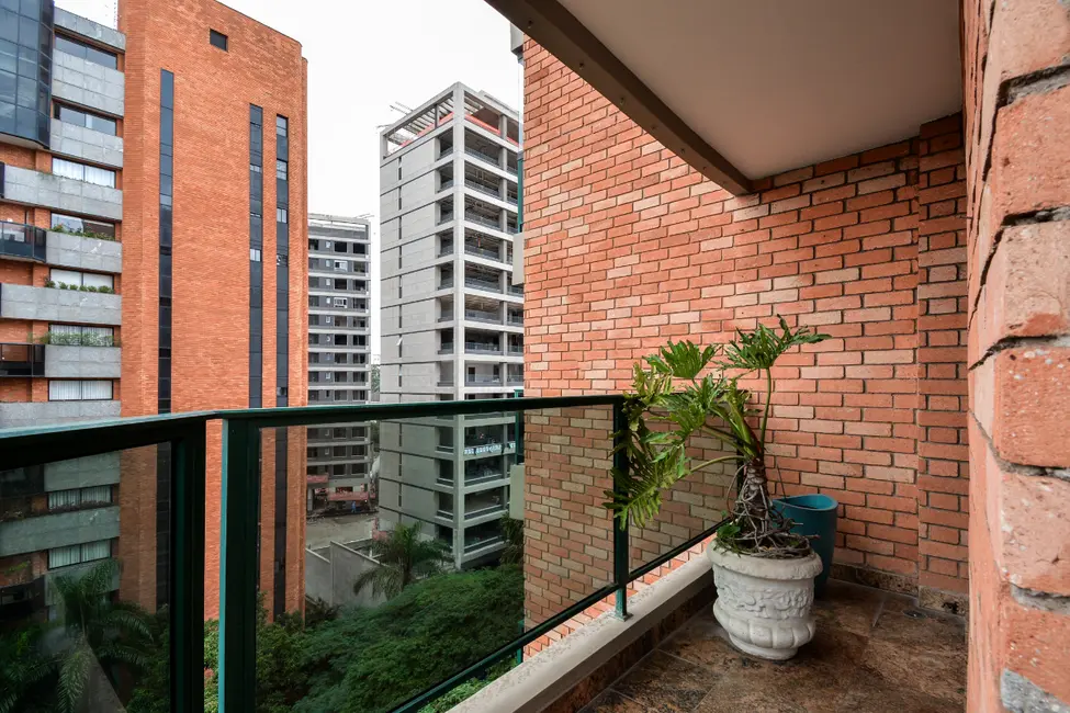 Apartamento com 4 quartos à venda, 452m2 em Moema, São Paulo - SP - imagem 9 Foto 9 de Apartamento com 4 quartos à venda, 452m2 em Moema, São Paulo - SP