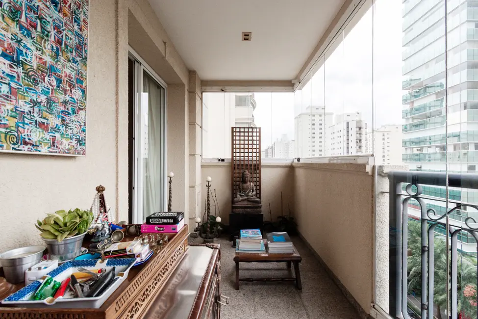 Foto 9 de Apartamento com 4 quartos à venda, 250m2 em Indianópolis, São Paulo - SP