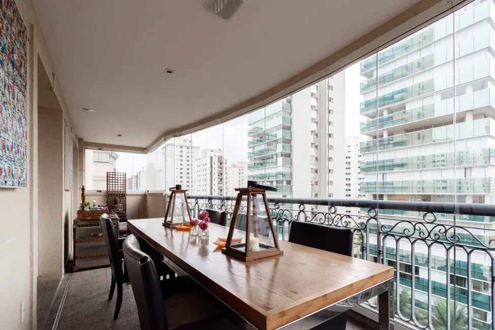 Foto 8 de Apartamento com 4 quartos à venda, 250m2 em Indianópolis, São Paulo - SP