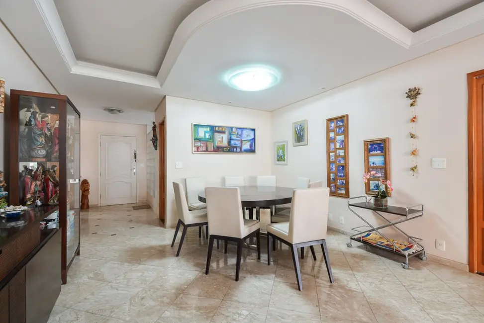 Foto 9 de Apartamento com 3 quartos à venda, 220m2 em Morro dos Ingleses, São Paulo - SP