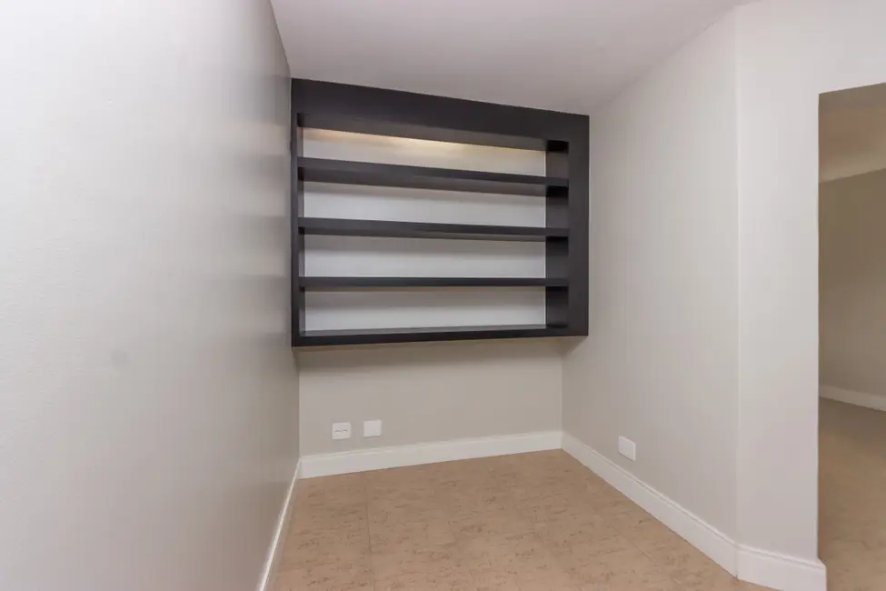 Foto 8 de Apartamento com 4 quartos para alugar, 198m2 em Indianópolis, São Paulo - SP