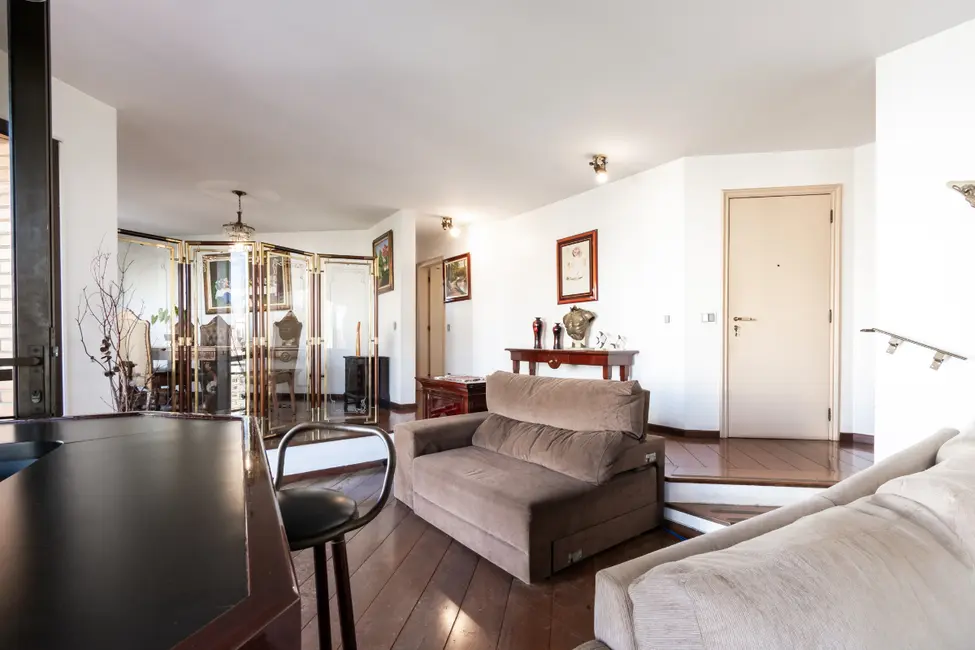 Foto 5 de Apartamento com 4 quartos à venda, 193m2 em Pacaembu, São Paulo - SP