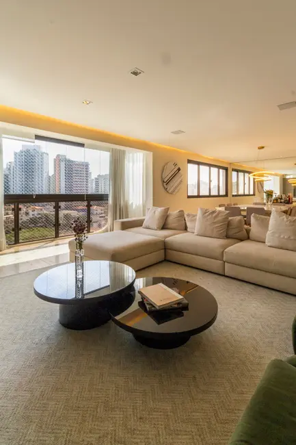 Apartamento com 3 quartos à venda, 186m2 em Santa Cecília, São Paulo - SP - imagem 1 Foto 1 de Apartamento com 3 quartos à venda, 186m2 em Santa Cecília, São Paulo - SP