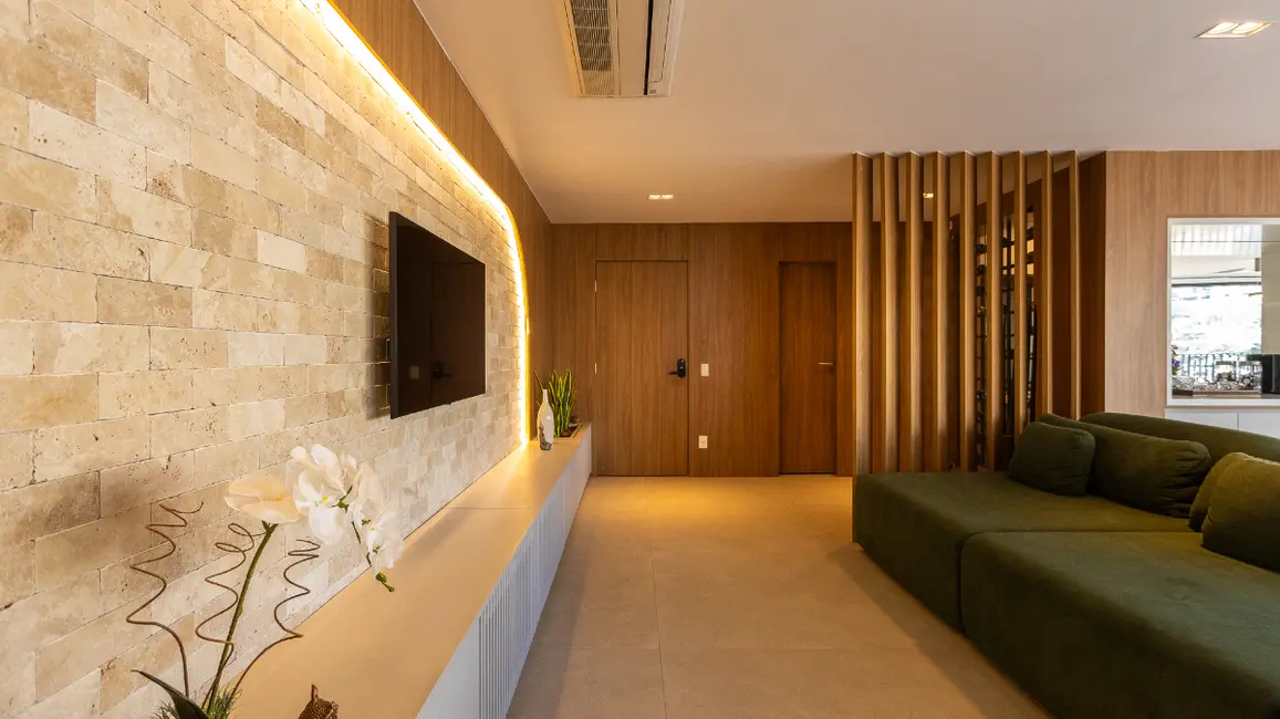Foto 9 de Apartamento com 4 quartos à venda, 220m2 em Sumaré, São Paulo - SP