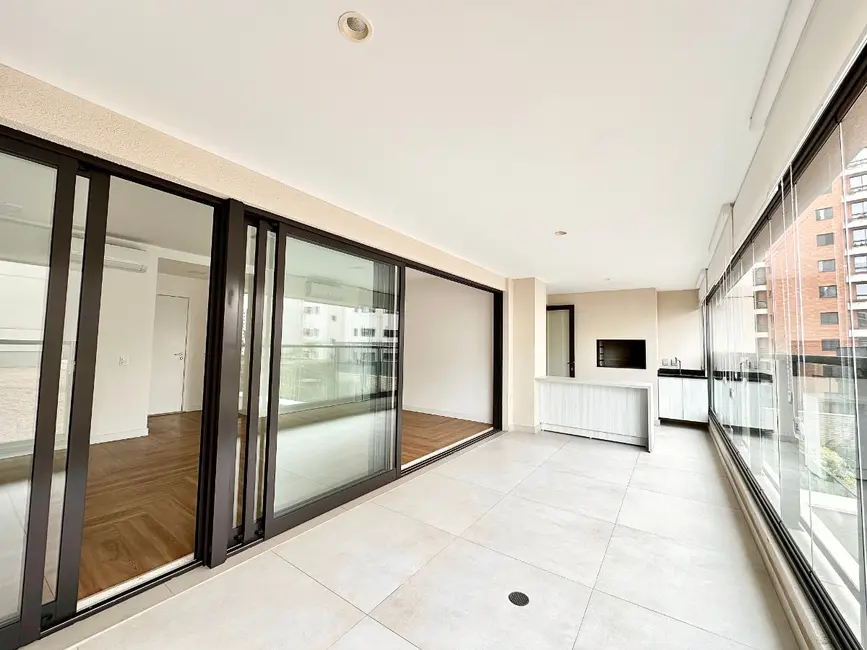Foto 3 de Apartamento com 3 quartos à venda em Vila Mariana, São Paulo - SP