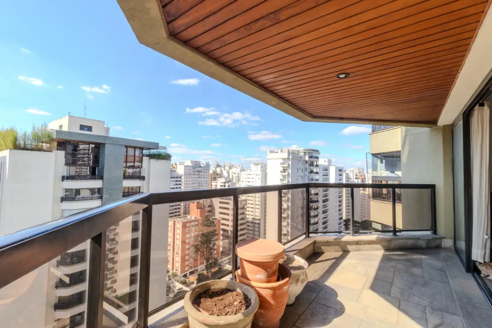 Apartamento com 4 quartos à venda, 148m2 em Moema, São Paulo - SP - imagem 6 Foto 6 de Apartamento com 4 quartos à venda, 148m2 em Moema, São Paulo - SP