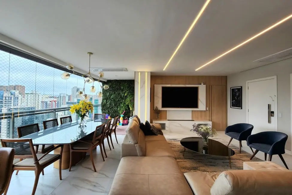 Apartamento com 2 quartos à venda, 134m2 em Itaim Bibi, São Paulo - SP - imagem 2 Foto 2 de Apartamento com 2 quartos à venda, 134m2 em Itaim Bibi, São Paulo - SP