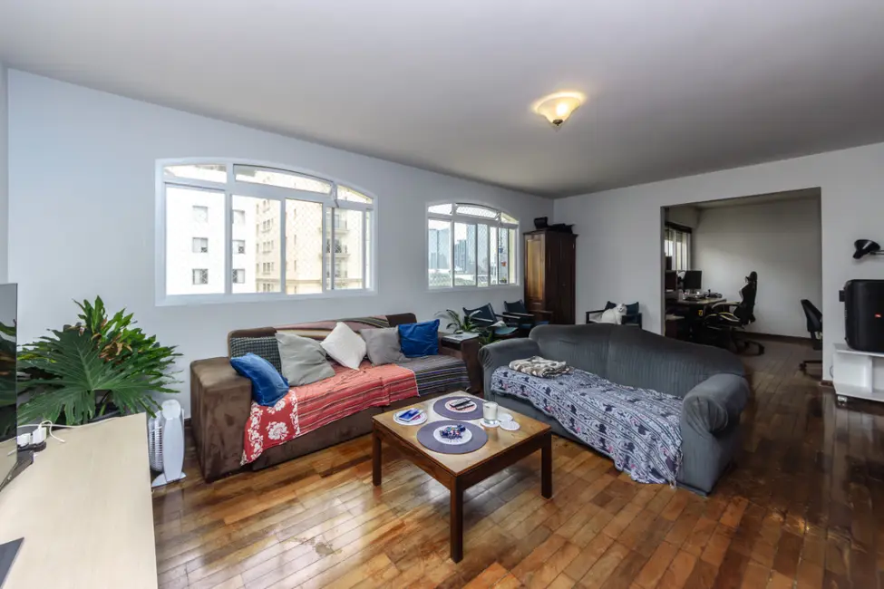 Foto 2 de Apartamento com 3 quartos à venda em Itaim Bibi, São Paulo - SP