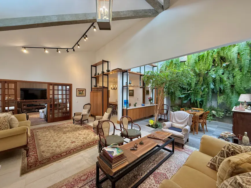 Casa com 4 quartos à venda, 590m2 em Jardim dos Estados, São Paulo - SP - imagem 1 Foto 1 de Casa com 4 quartos à venda, 590m2 em Jardim dos Estados, São Paulo - SP