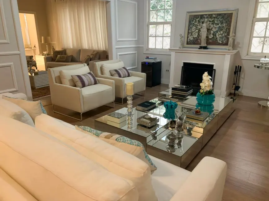 Casa com 5 quartos à venda, 380m2 em Jardim Paulista, São Paulo - SP - imagem 2 Foto 2 de Casa com 5 quartos à venda, 380m2 em Jardim Paulista, São Paulo - SP