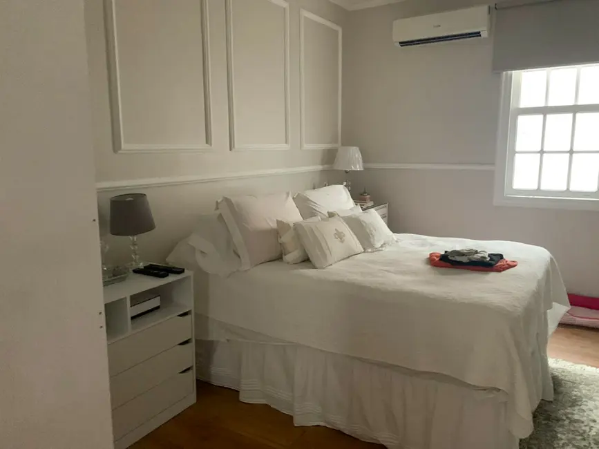 Casa com 5 quartos à venda, 380m2 em Jardim Paulista, São Paulo - SP - imagem 9 Foto 9 de Casa com 5 quartos à venda, 380m2 em Jardim Paulista, São Paulo - SP