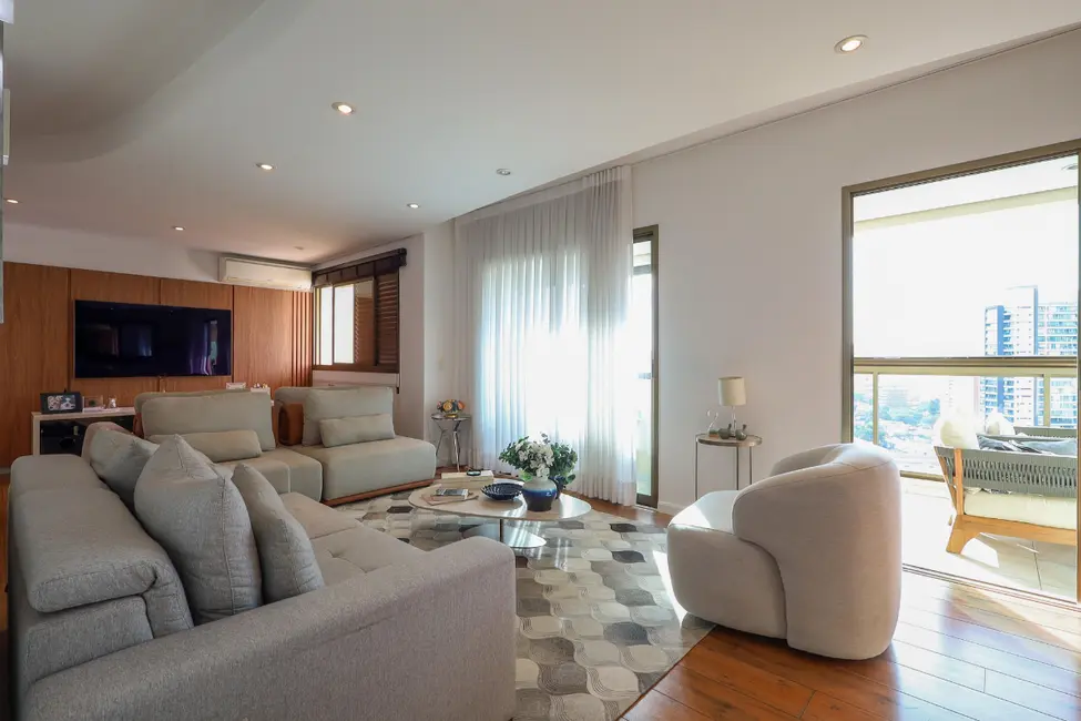 Foto 4 de Apartamento com 3 quartos à venda, 147m2 em Campo Belo, São Paulo - SP