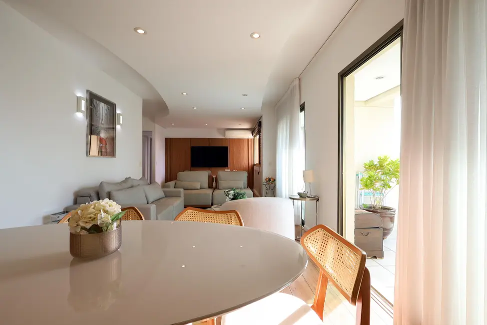Foto 8 de Apartamento com 3 quartos à venda, 147m2 em Campo Belo, São Paulo - SP