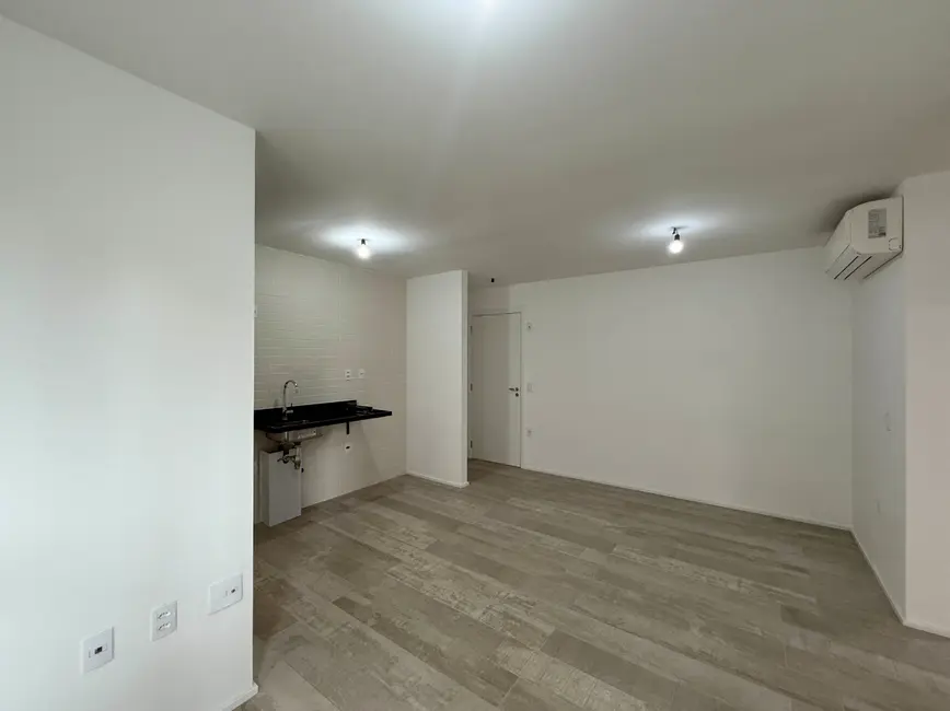 Foto 5 de Apartamento com 2 quartos à venda em Moema, São Paulo - SP