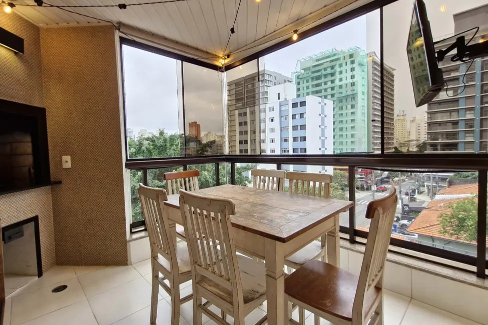 Foto 8 de Apartamento com 4 quartos à venda, 240m2 em Moema, São Paulo - SP