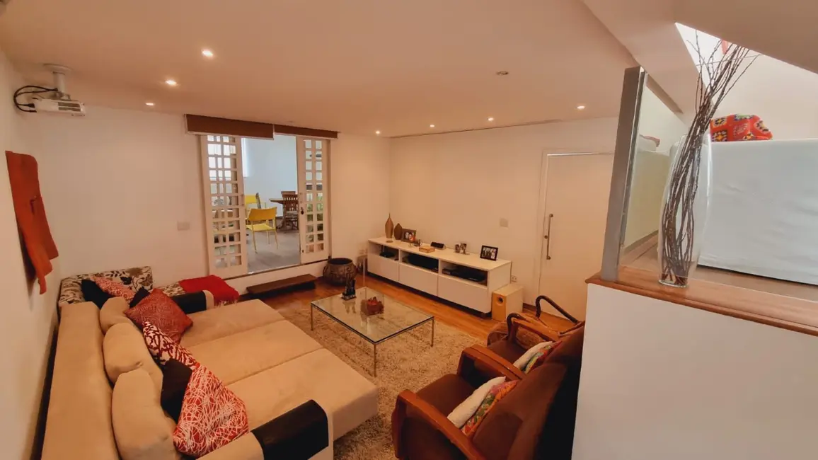 Casa com 4 quartos à venda, 340m2 em Vila Suzana, São Paulo - SP - imagem 9 Foto 9 de Casa com 4 quartos à venda, 340m2 em Vila Suzana, São Paulo - SP