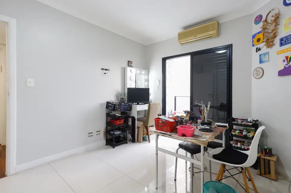 Apartamento com 3 quartos à venda, 147m2 em Perdizes, São Paulo - SP - imagem 9 Foto 9 de Apartamento com 3 quartos à venda, 147m2 em Perdizes, São Paulo - SP