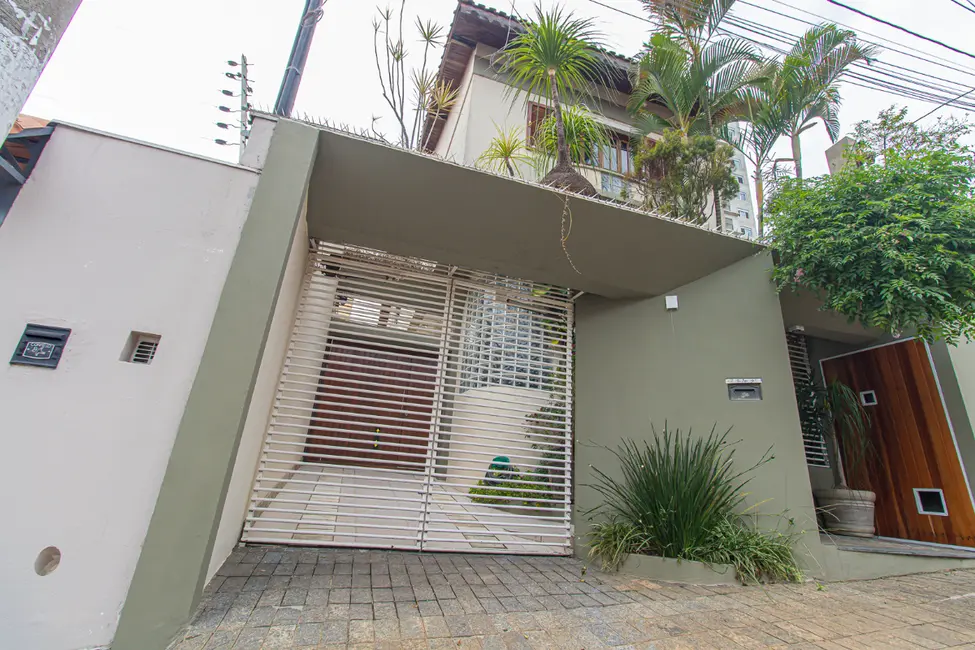 Foto 2 de Casa com 4 quartos à venda, 210m2 em Vila Deodoro, São Paulo - SP